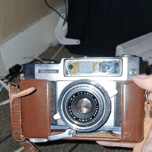 Vintage Film Ricoh Made In Japan Camera with Broen Leather Strap And  Case